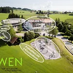 Hotel Loewen