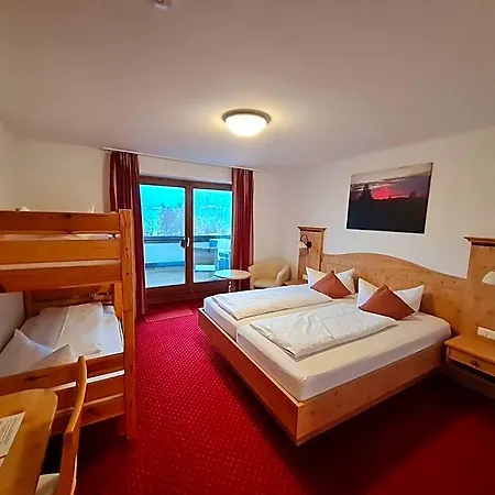 Hotel Loewen Nesselwang